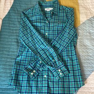 Vineyard Vines women’s button down shirt size 0